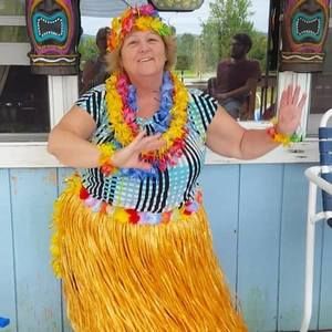 Meet your Posher, Terri